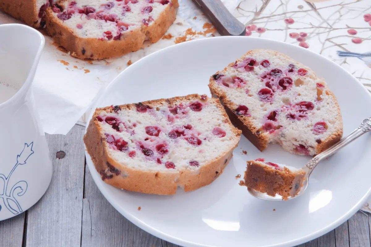 Christmas Cranberry Pound Cake