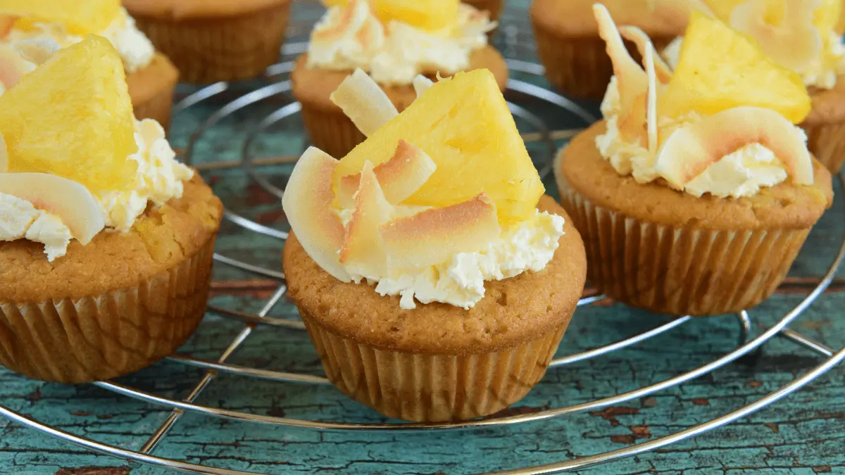 Pineapple Cupcakes