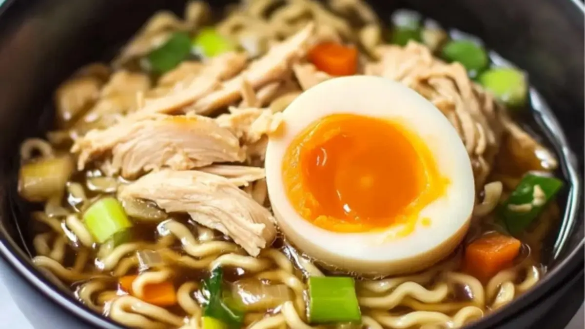 Easy Slow Cooker Chicken Ramen