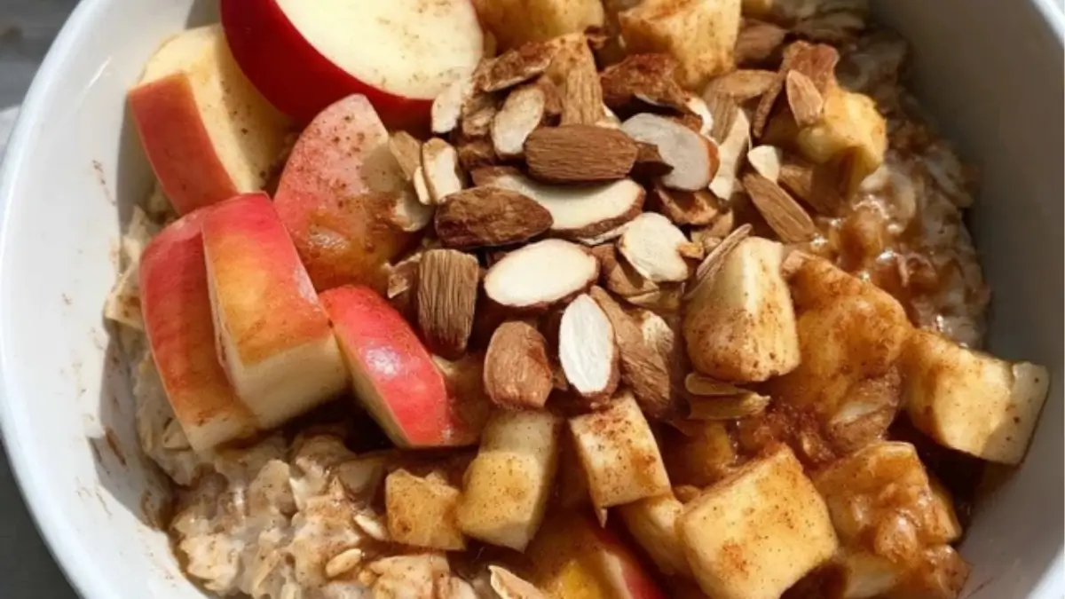 Cozy Cinnamon Apple Oatmeal Bowl