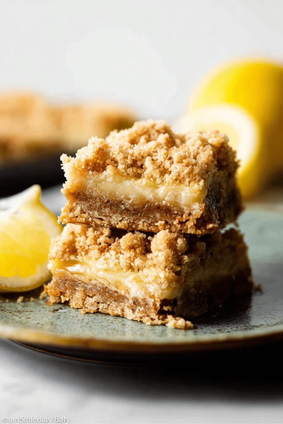 Oatmeal Lemon Crumble Bars