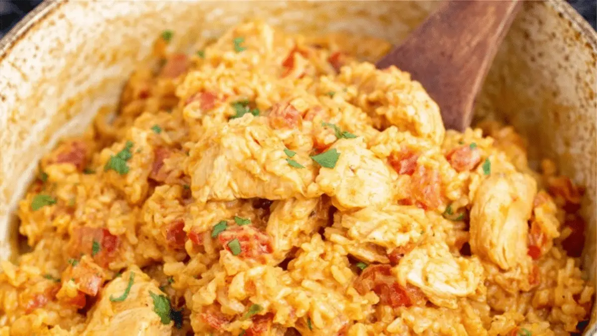 One Pot Queso Chicken and Rice