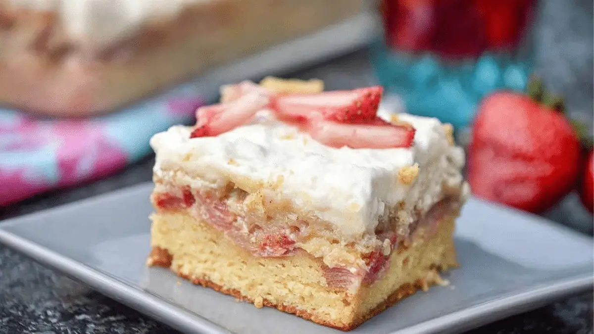 Keto Rhubarb Dream Bars
