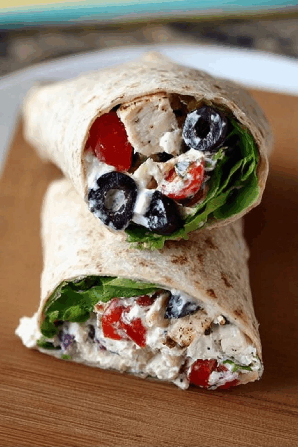 Mediterranean Chicken Wraps - Quick 15-Minute Meal - recipe maestro