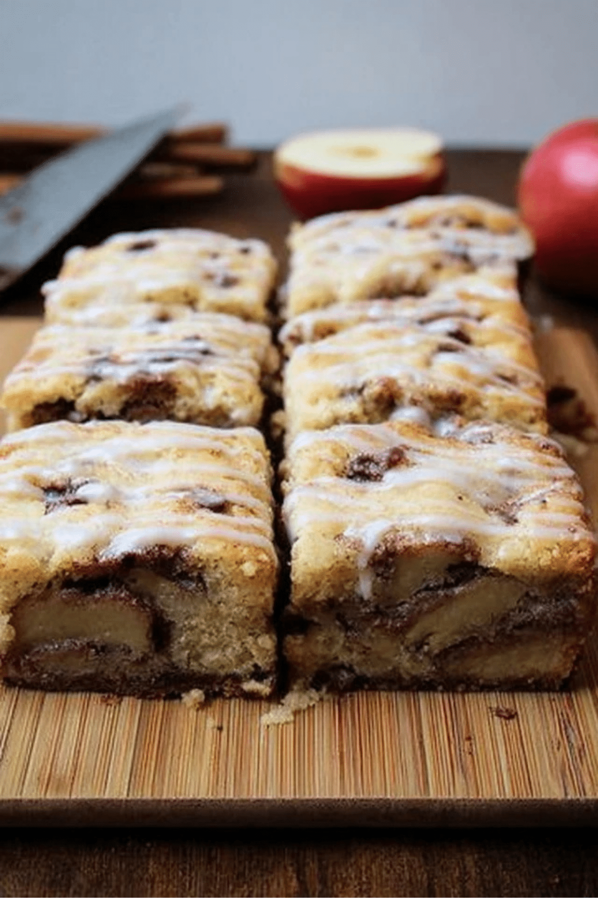 Apple Cinnamon Sheet Cake