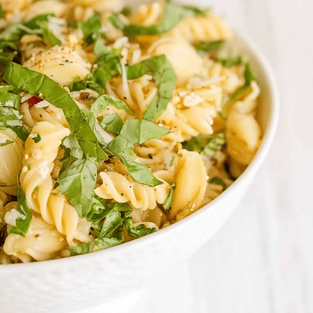 Basil Lemon Pasta Salad