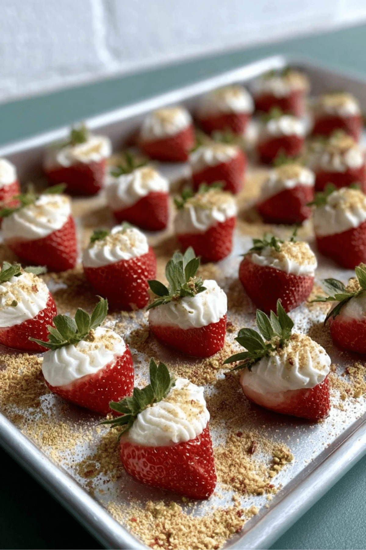 Cheesecake Deviled Strawberries