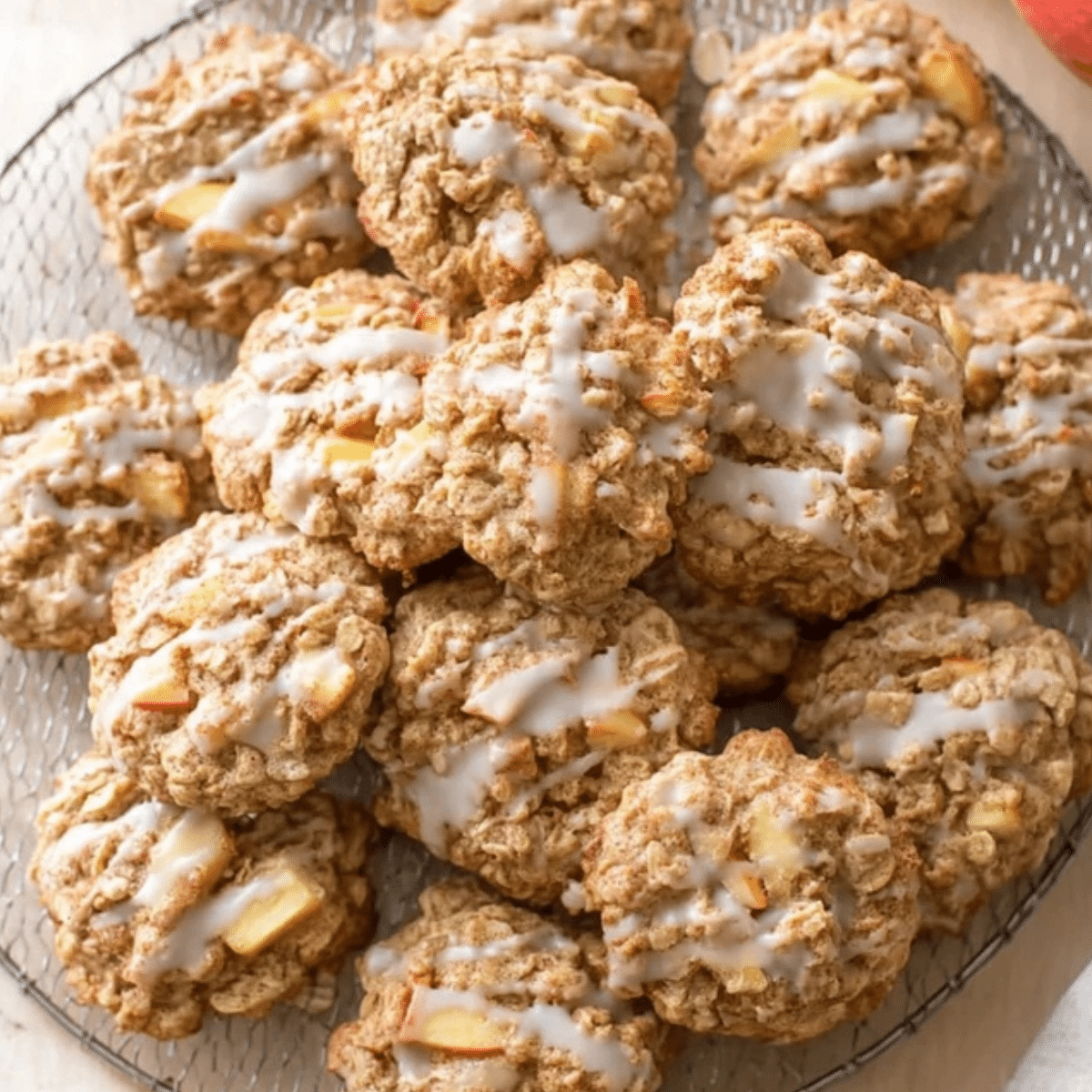 Apple Cinnamon Oatmeal Cookies