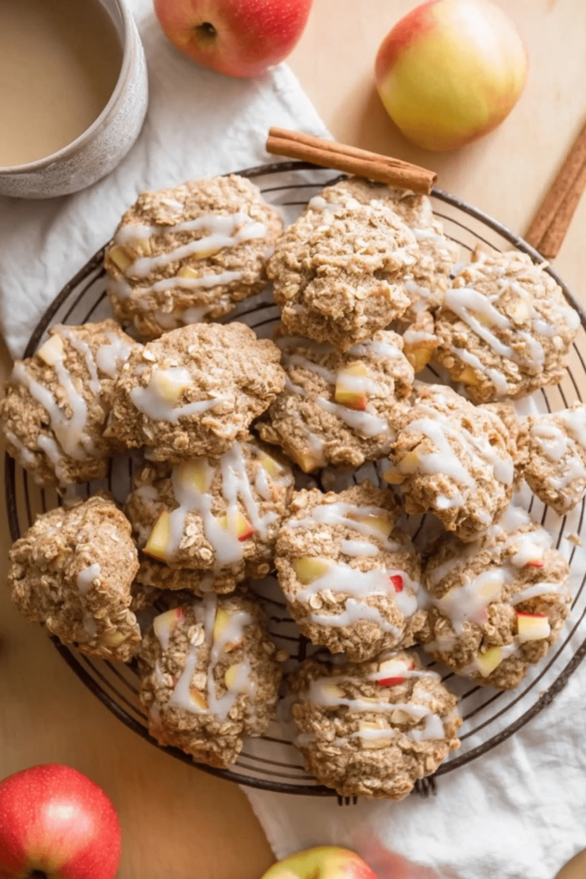 Apple Cinnamon Oatmeal Cookies