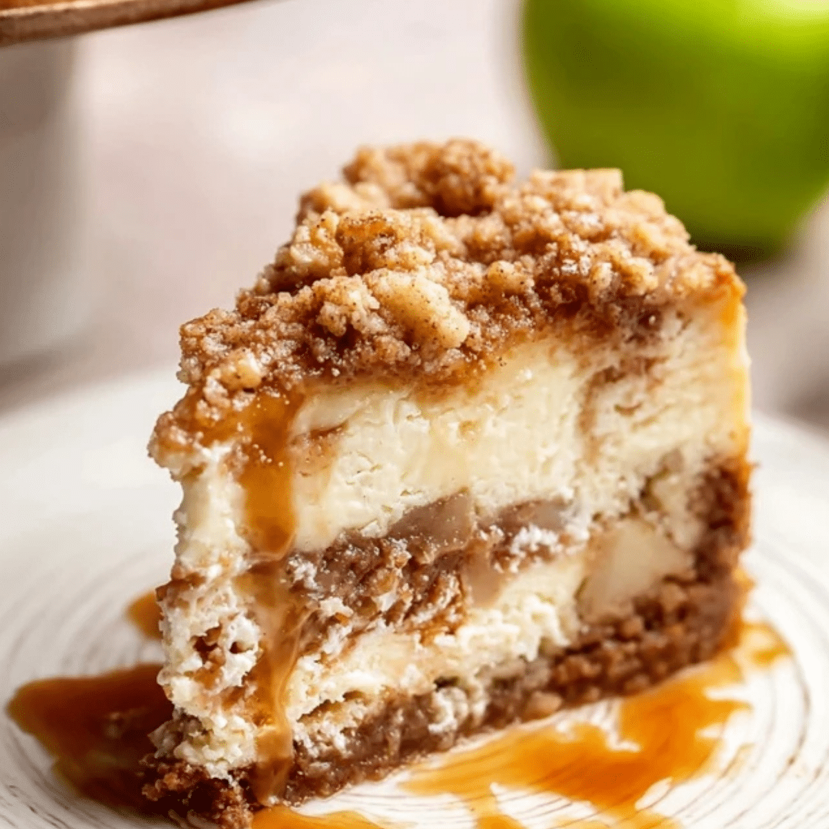 Apple Crumble Cheesecake