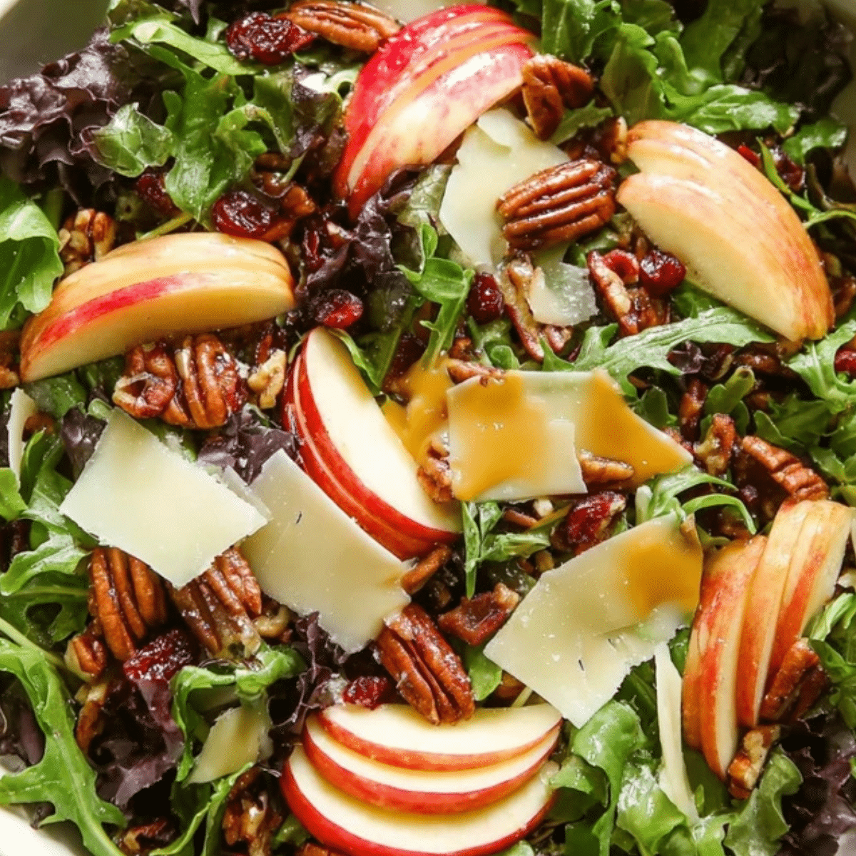 Apple Salad with Cheddar
