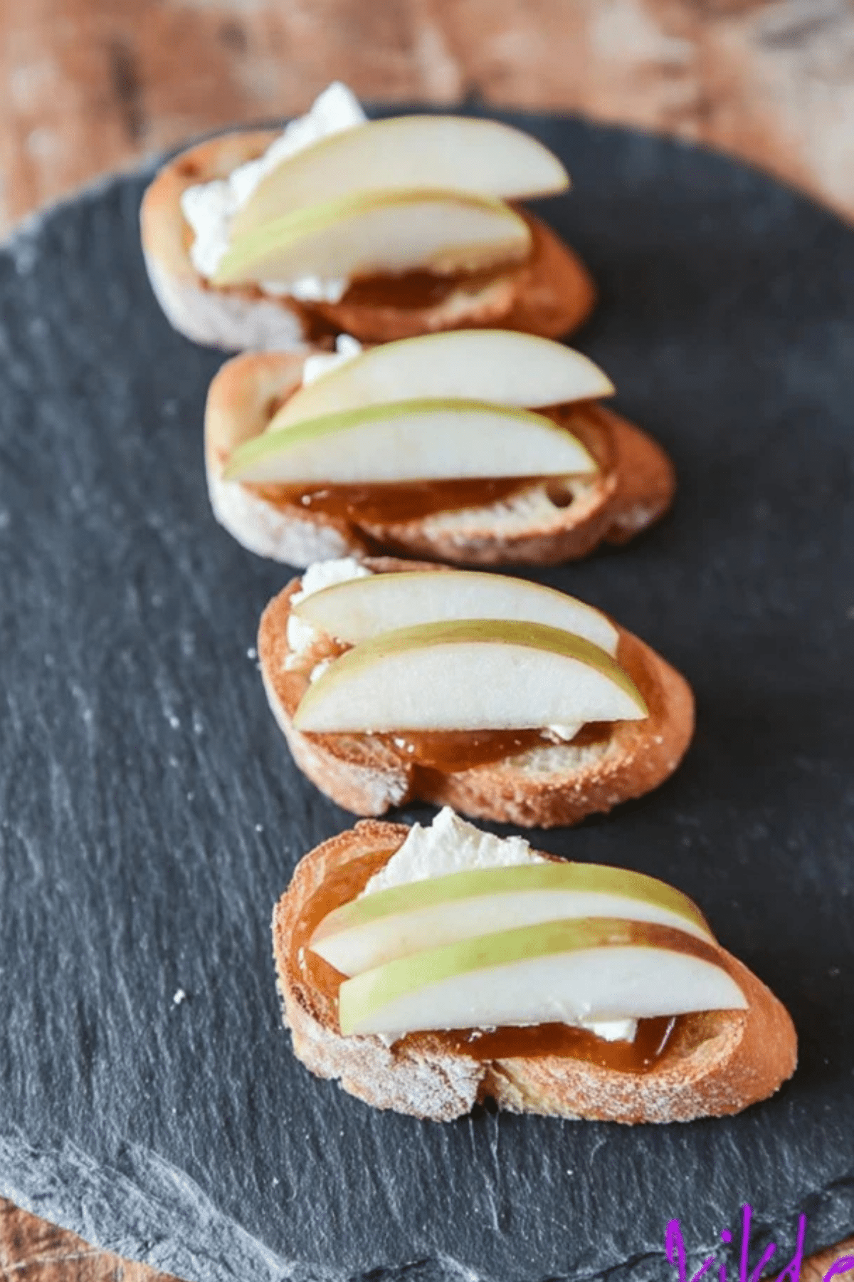 Brie Apple and Fig Crostini Appetizer