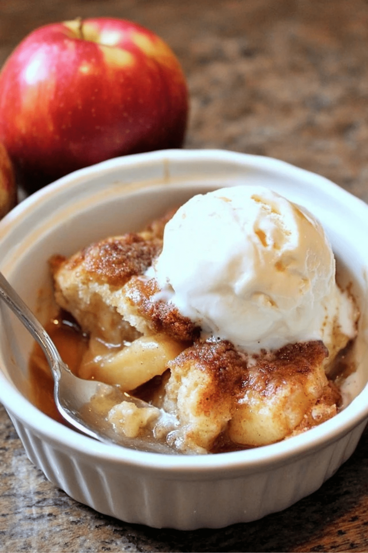 Cinnamon Apple Cobbler