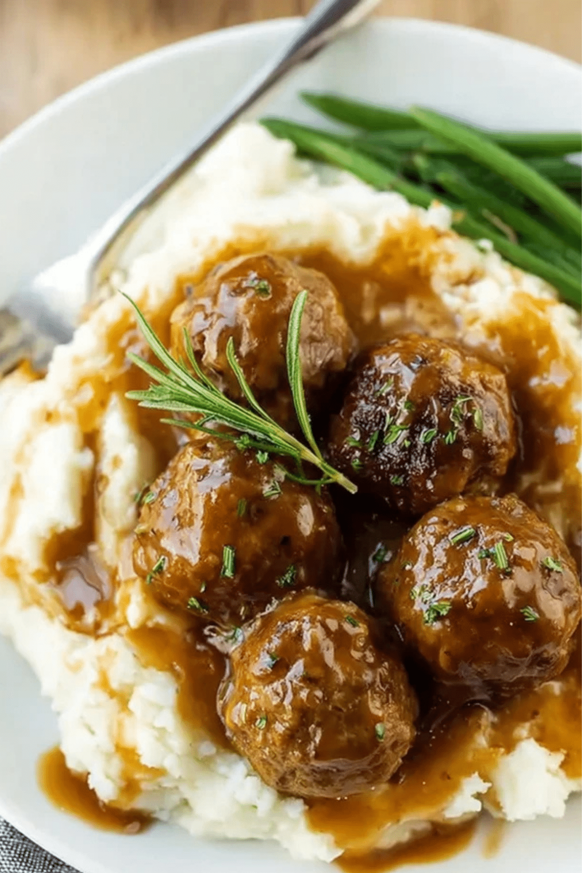 Meatballs and Gravy