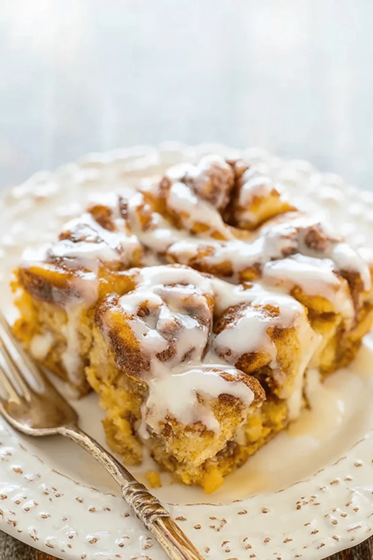 Pumpkin Cinnamon Roll Bake