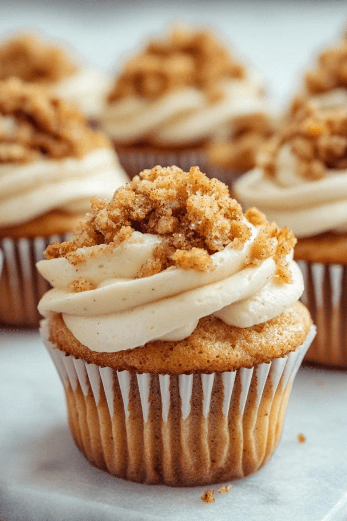 Apple Crisp Cupcakes