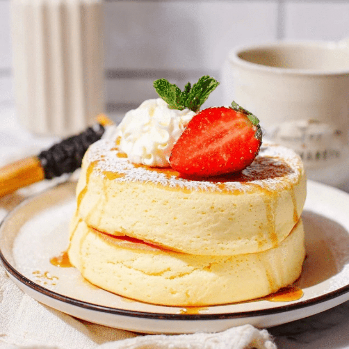 Fluffy Japanese Soufflé Pancakes
