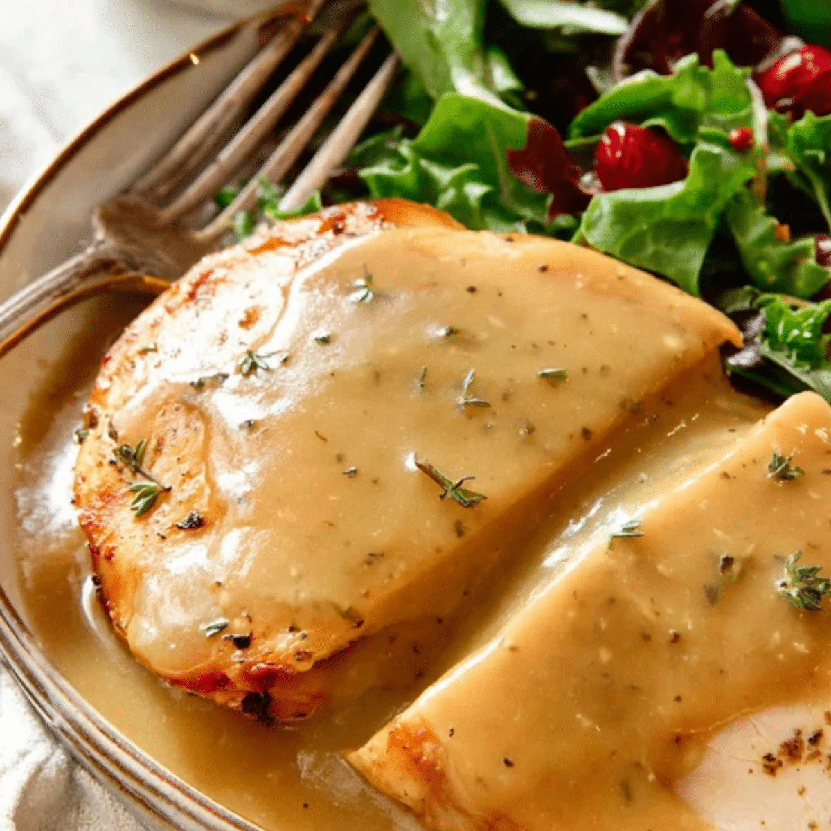 Homemade Turkey Gravy from Drippings