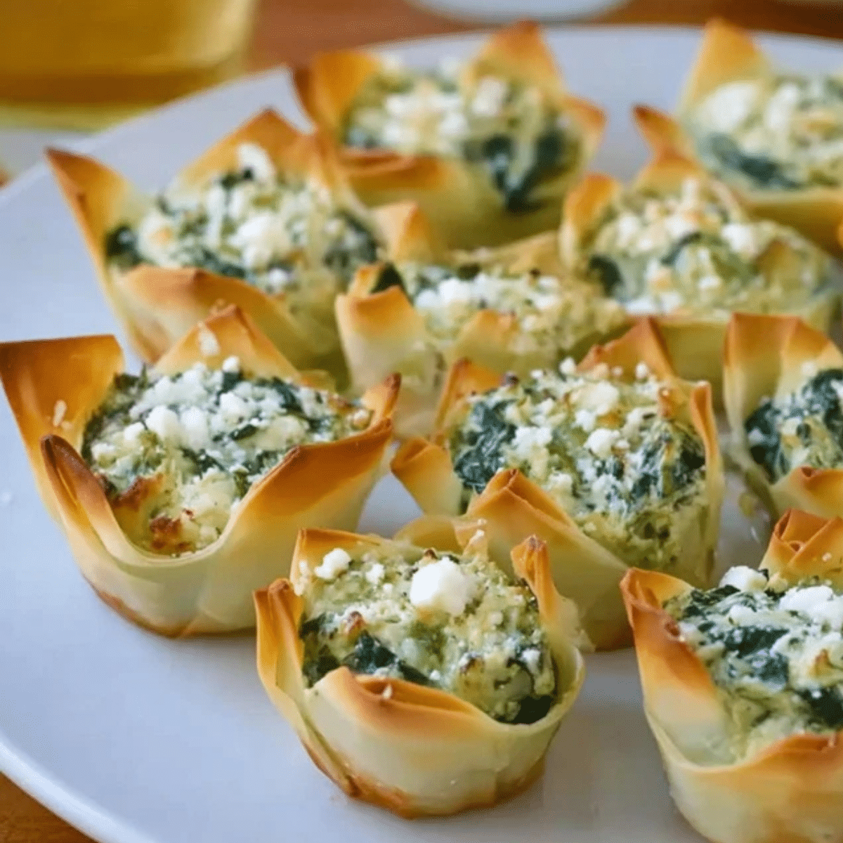 Spinach-Artichoke Dip Wonton Cups