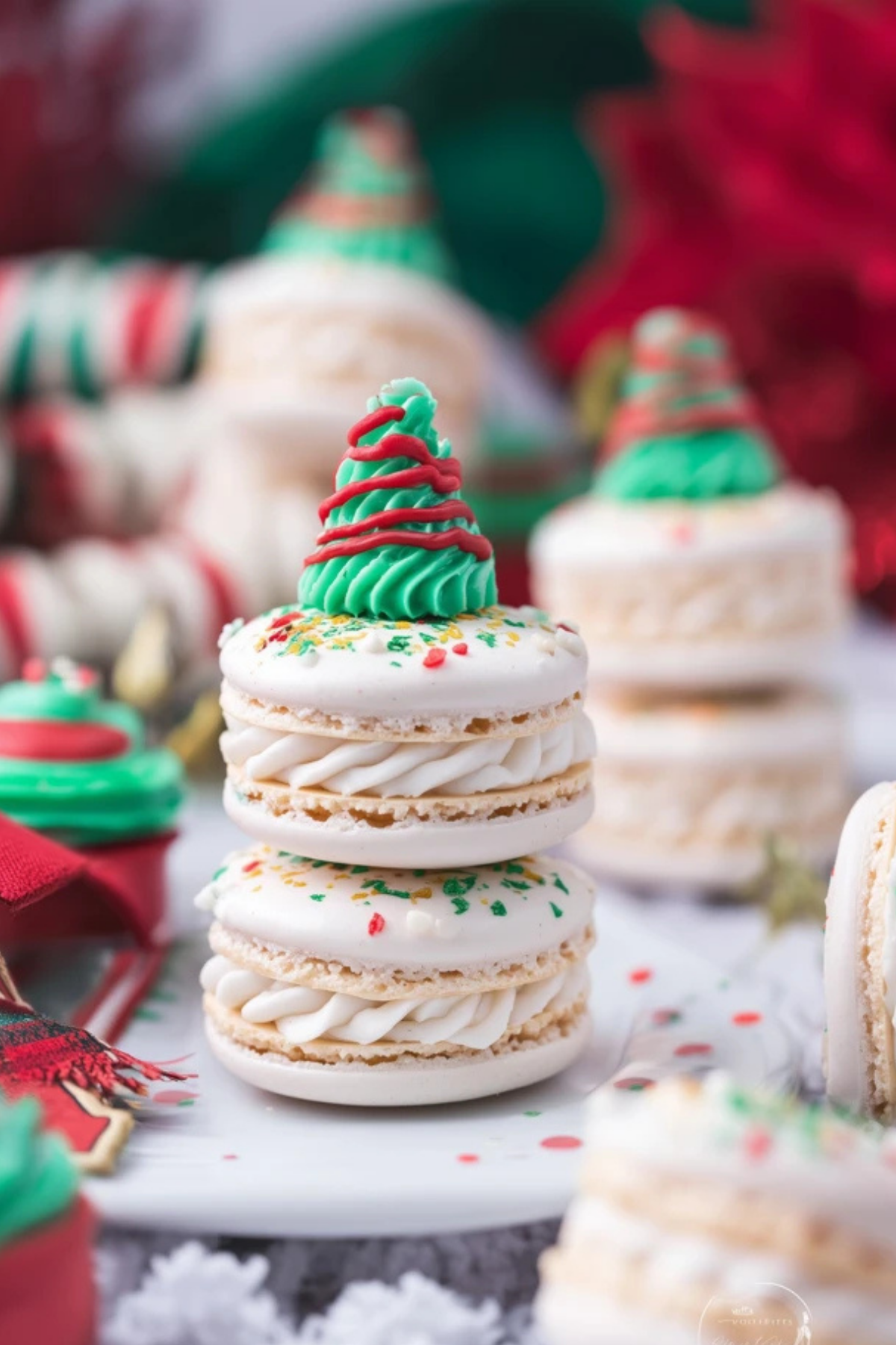 Christmas Tree Cake Macarons