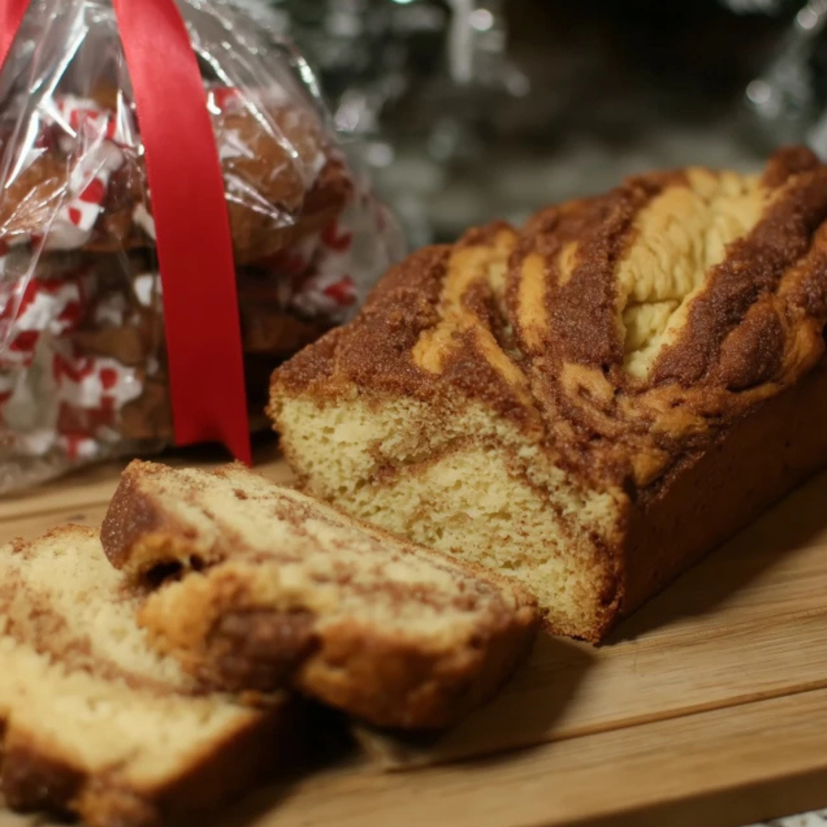 Cinnamon Christmas Bread