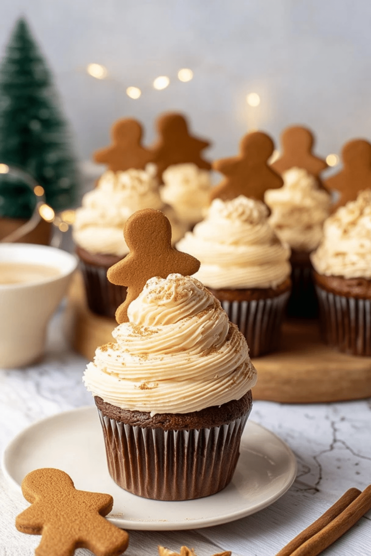 Gingerbread Latte Cupcakes
