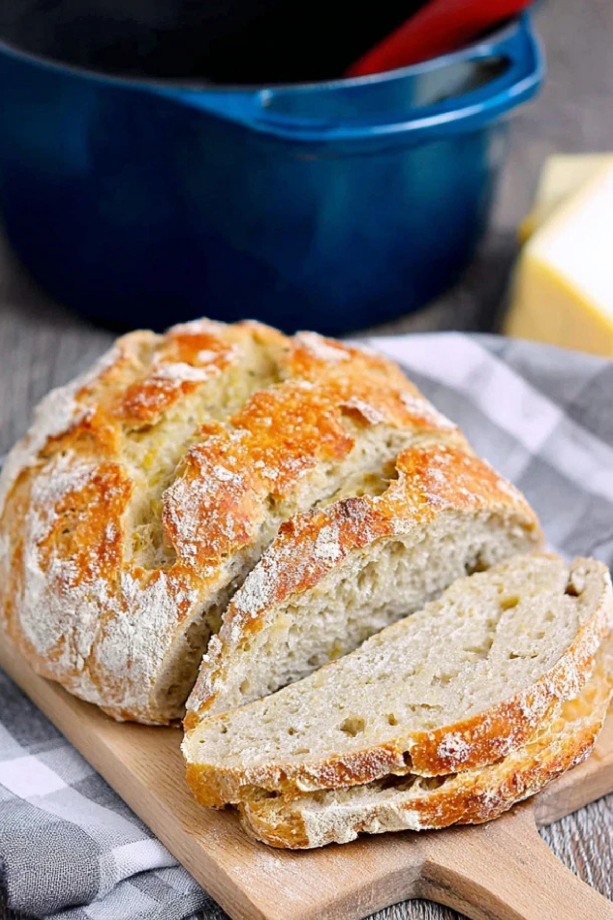 Dutch Oven No Knead Bread