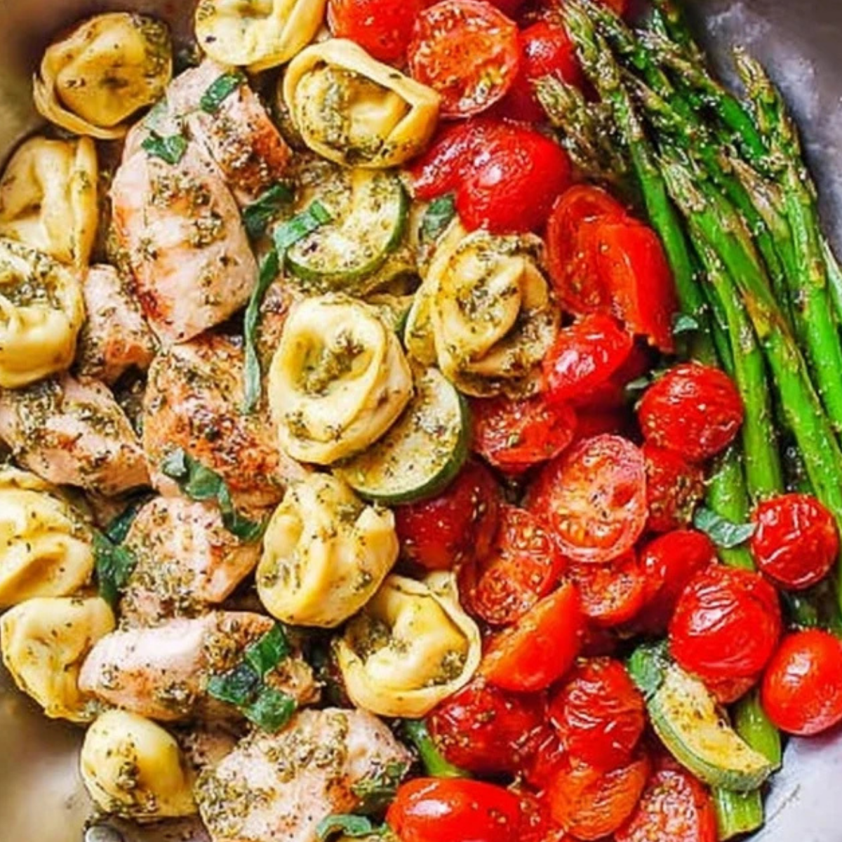 Pesto Chicken Tortellini and Veggies