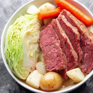 Corned Beef and Cabbage – Easy Recipe - recipe maestro