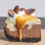 Cadbury Creme Easter Egg Cheesecake