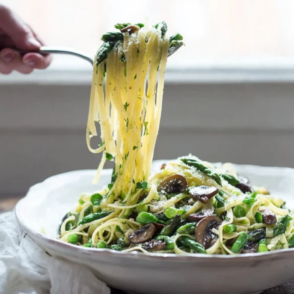 Spring Pasta Salad with Asparagus and Mushrooms