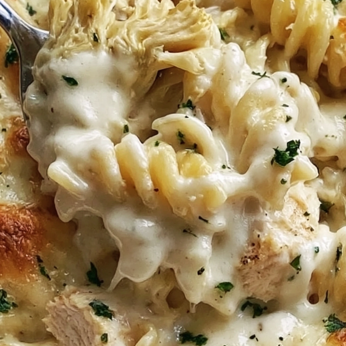 Garlic Parmesan Chicken Pasta Bake