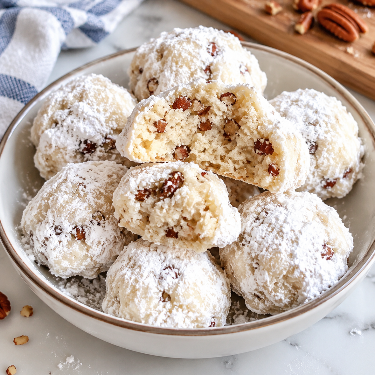Mom’s Russian Tea Cookies